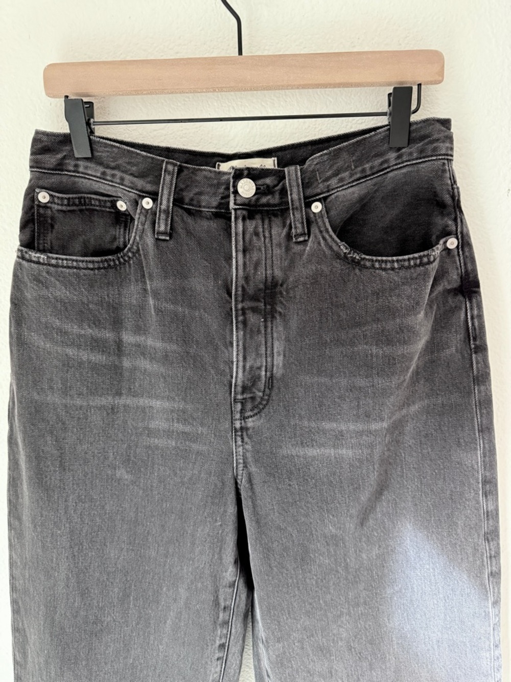 Madewell Balloon Jean in Noll Wash - 28 - Like New - Picture 9 of 9
